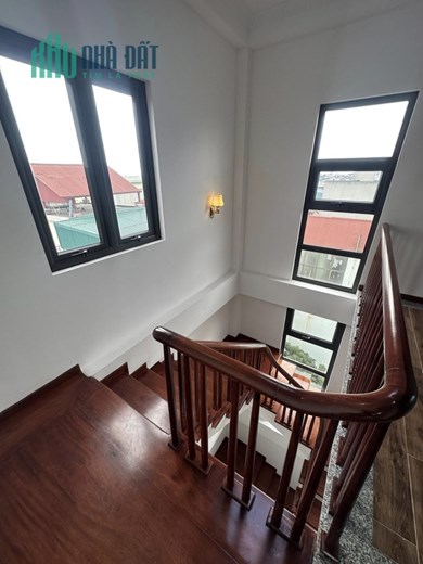 Bán ngôi nhà 65m2 Mặt phố Yên Hoa, Tây Hồ Gara Ô tô 7 chỗ Vỉa hè rộng Kinh doanh đỉnh cao 14.2 Tỷ
