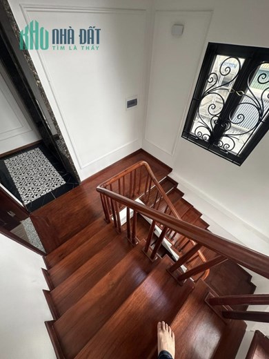 Bán căn nhà 69m2 Mặt phố Yên Hoa, Tây Hồ Gara Ô tô 7 chỗ Mặt tiền khủng Kinh doanh 14.5 Tỷ