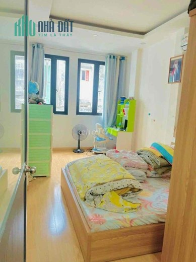 Hàng tốt trên thị trường cùng khu vực * Lý Thái Tổ P9 , Quận 10