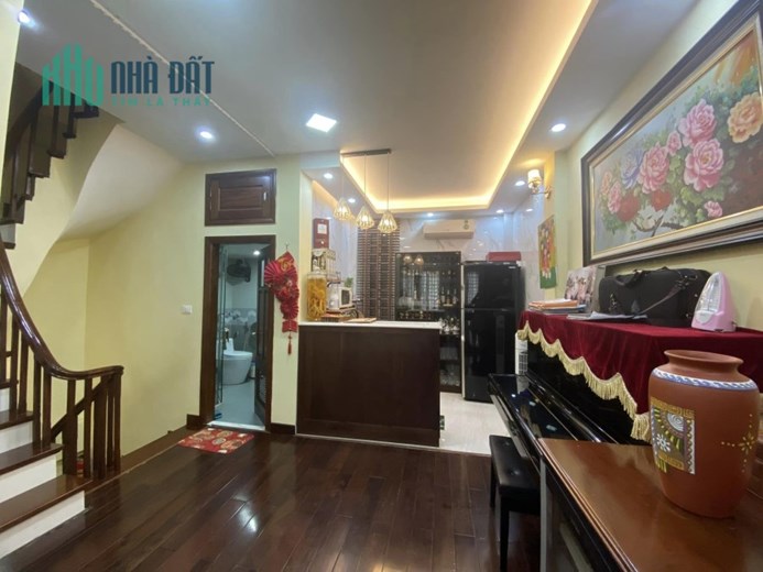 BÁN GẤP NHÀ HỒ TÙNG MẬU CẦU GIẤY, DÂN XÂY, 10M RA PHỐ, ÔTÔ, 55M2 CHỈ HƠN 7TỶ