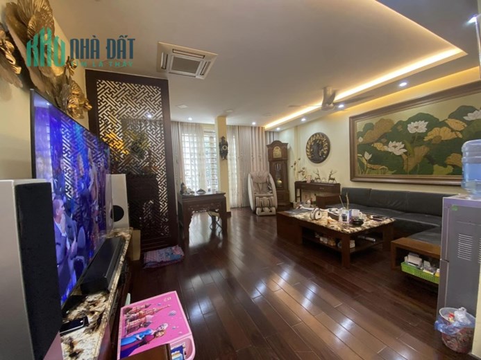 BÁN GẤP NHÀ HỒ TÙNG MẬU CẦU GIẤY, DÂN XÂY, 10M RA PHỐ, ÔTÔ, 55M2 CHỈ HƠN 7TỶ
