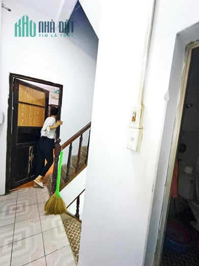 BÁN NHÀ GIẢNG VÕ-KINH DOANH-THOÁNG TRƯỚC SAU 40m NHỈNH 6 TỶ