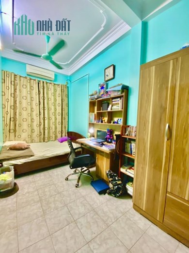 P/LÔ CÁN BỘ CẠNH ĐỀN LỪ SỔ ĐỎ NỘI THẤT VIP 35Mx5 TẦNG GIÁ NHỈNH 3 TỶ