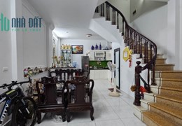 Nhà đẹp, lô góc, ở luôn, P. Trần Quốc Toản, Hoàn Kiếm 63m x 4PN x MT4.2m, 7.6 tỷ. LH: 0366051369