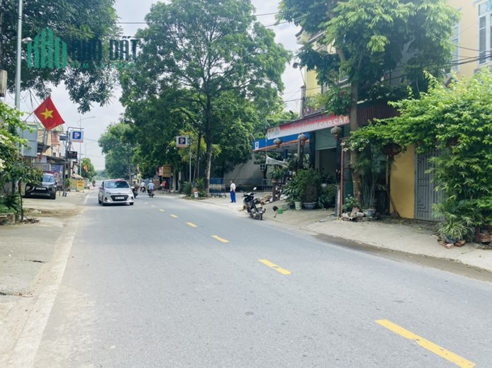 Cho thuê  xưởng tại Ngoại trạch,  Bình Xuyên. 400m2, giá : 15 tr/ tháng.Liên hệ: 0986.454.393