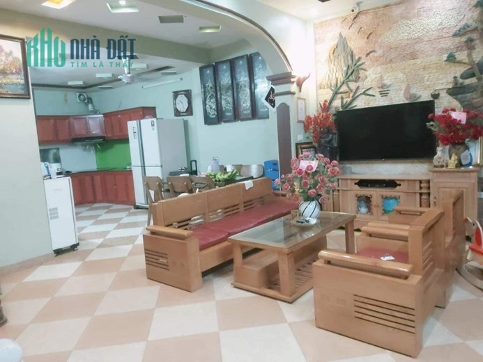 Hiếm, rẻ nhất khu vực! Nhà Láng Hạ, 100m2, 5t, giá 11 tỷ, doanh thu 50tr/tháng