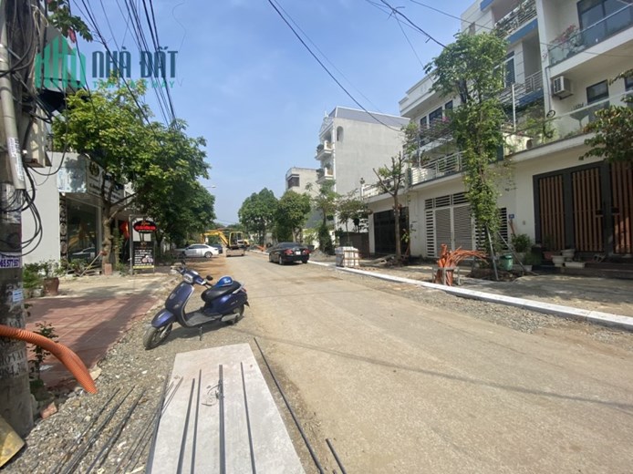 Cho thuê 200m2 đất làm nhà hàng tại Liên Bảo, Vĩnh Yên, Vĩnh Phúc. GIÁ 7TR/THÁNG.