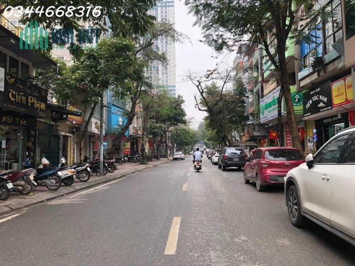 Cực hiếm!!! Đất Ngọc Lâm, 10m ra đường oto, lô góc vuông vắn. Giá 2.5 tỷ
