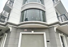 Em chính chủ cần bán gấp căn góc 3 mặt tiền thoáng Vinshophouse Uông Bí