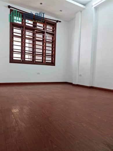 BÁN NHANH NHÀ PHỐ TRUNG KÍNH ,dt:56m*6 Tầng, MT: 5,5m