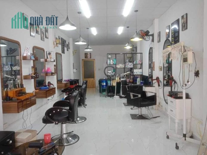 Sang nhượng toàn bộ salon Vì lý do cá nhân nên mình cần sang nhượng lại toàn bộ salon cho ai cần