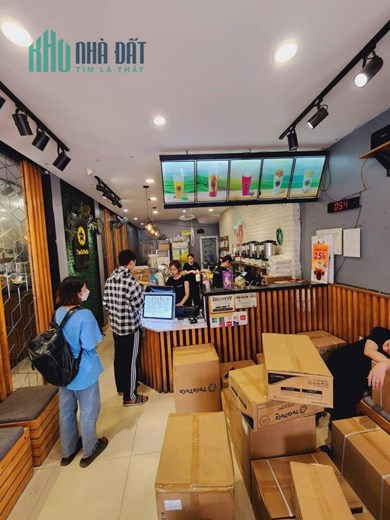 KIẾM ĐÂU RA!!! Siêu phẩm MP Trần Quốc Hoàn, 46m2  6 Tầng, Chỉ 21 Tỷ