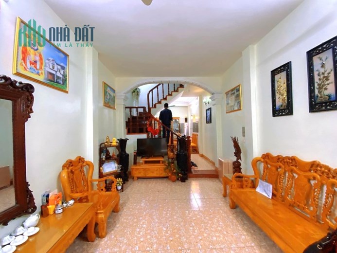 GIẢM SÁT CHÀO!!! Vị trí đẹp khu Yên Hòa, Cầu Giấy  48m2  4 Tầng, Nhỉnh 6 Tỷ