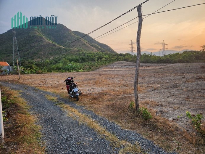 CHÍNH CHỦ CẦN BÁN NHANH Lô Đất Vị Trí Đắc Địa Tại Xã Ninh Ích, Ninh Hòa, Khánh Hòa