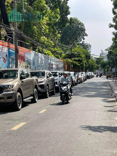 Trần Văn Quang TÂN BÌNH - NGAY CÔNG VIÊN- HẺM ÔTÔ ĐỖ CỬA - 55M2- 2 TẦNG MỚI - NỘI THẤT GỖ GÕ -