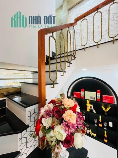 Bán nhà cấp 4 Q12 84m2 full thổ cư giá 850tr