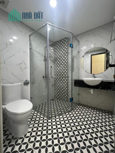 Bán nhà riềng Lĩnh Nam - Hoàng Mai, Xách vali ở luôn, 35.2m2, 3.6 tỷ