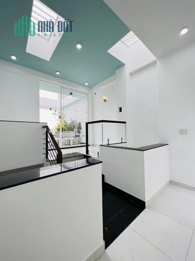 Bán nhà Phạm Văn Chiêu, HXH, 4x13m, 4 tầng nhà mới ở ngay chủ 5.8 tỷ TL