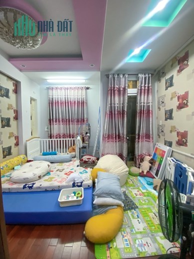 HXT 8m, Kinh Doanh Lý Thường Kiệt Giáp Q10 6 Tầng, oto vào nhà bán gấp