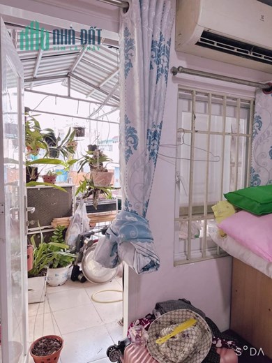 Bán nhà nhỏ xinh, màu hồng mộng mơ đừờng Âu Cơ - Q.Tân Phú