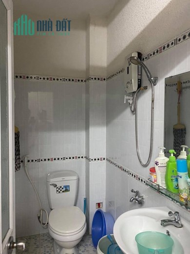 Nhà ô tô tới cửa, chỉ 4.1 tỷ, cách mặt tiền 10m.
