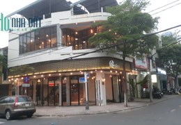 Cho thuê nhà  LÔ GÓC  3 Tầng, Đường Nguyễn Thị Minh Khai_Lê Lai, 190m2 (0877191281)