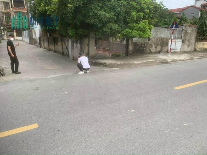 Chính chủ gửi bán lô đất 2 mặt tiền tại cổ dương tiên dương đường thông oto chạy chỉ nhỉnh 2 tỷ