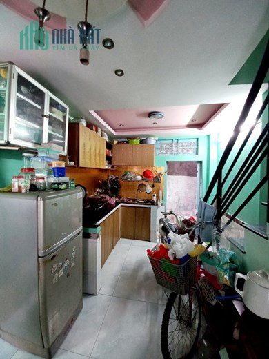 NHÀ CHỢ XÓM CHIẾU- DTSD 76M2 - Đ. ĐOÀN VĂN BƠ-  5 TẦNG - P. 13 - Q.4 GIÁ 2.X TỶ