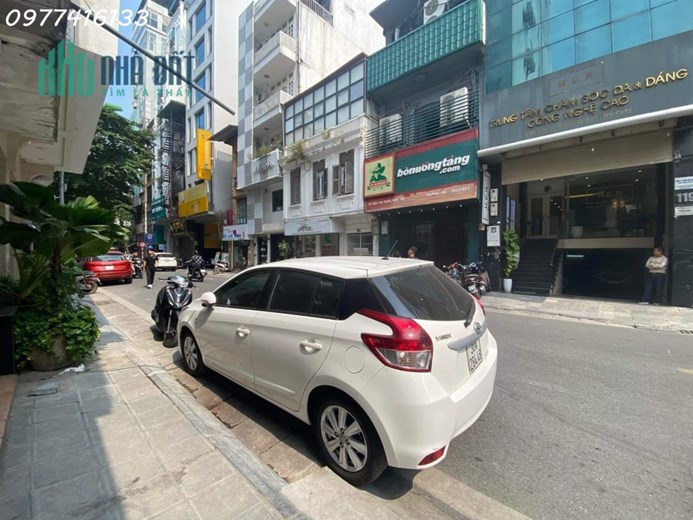 Mặt phố Bùi Thị Xuân, diện tích 98m2, kinh doanh, vỉa hè, Quận Hai Bà Trưng. Giá: 45tỷ