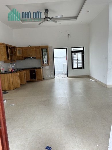 Chính chủ cho thuê nhà mặt tiền S130m2, 2 ngủ, 2wc,khách, tại Sóc Sơn, làm VP, spa, ở