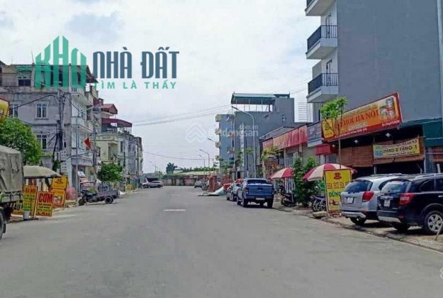 Cần bán mảnh đất dịch vụ Lai Xá, diện tích 70 m2, mặt tiền 4,5m - kinh doanh đỉnh - giá chỉ 2 tỷ 3