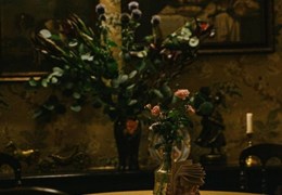 Chính chủ cần sang nhượng mặt bằng trong biệt thự Pháp cổ Hà Nội.