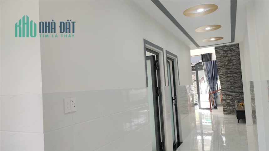 Cơ hội sở hữu nhà 1 trệt 1 lầu gần Chùa Toà Thánh - Đón đầu cuộc sống hiện đại!