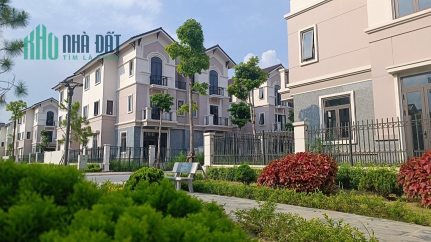 Bán bán gấp, bán nhanh nhà phố biệt thự 3 tầng kđt Vsip