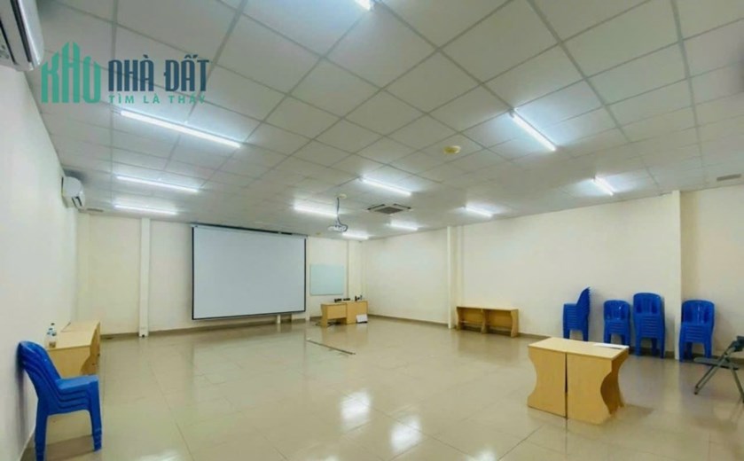 Cần Bán 1500m2 MẶT TIỀN ĐƯỜNG CHÍNH Biên Hòa phố Phạm Văn Thuận có Dòng Tiền Thu Nhập 110