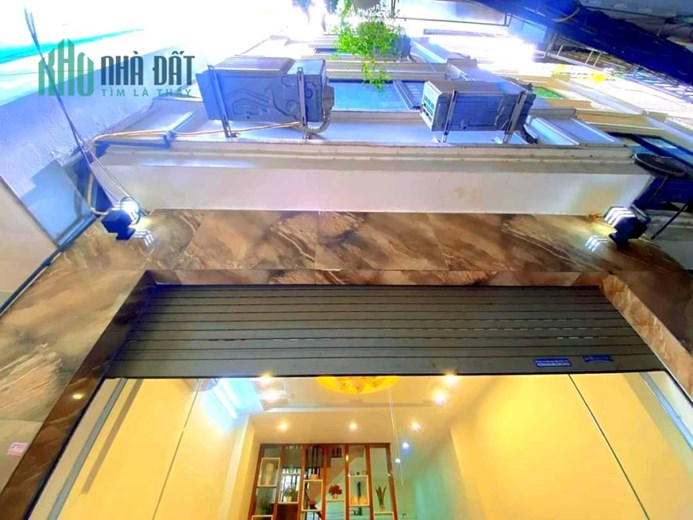 Bán nhà ngõ 72 Dương Quảng Hàm, Cầu Giấy, 40m2, 5 tầng, ô tô đỗ 10m, giá 6.5 tỷ