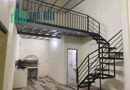 Cho thuê nhà cấp 4 diện tích 40m2, gác lửng 20m2 tại Thượng Thanh, Long Biên
