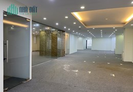 Cho thuê văn phòng chuyên nghiệp giá rẻ nhất quận Ba Đình: 270m2 và 430m2, miễn các loại phí dịch vụ