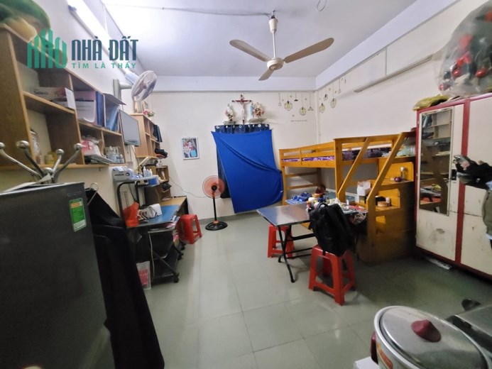 Bán CC Nghĩa Phát, Tân Bình, 24m2, chỉ 830 triệu TL chính chủ.