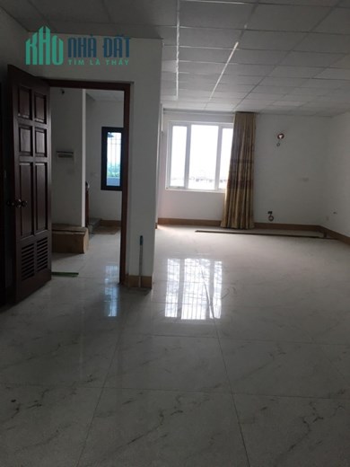 Cho thuê nhà mặt phố Cầu Diễn - Nhổn, Diện tích 140m2, mt: 6m, giá 13tr/tháng.Liên hệ:0964240141