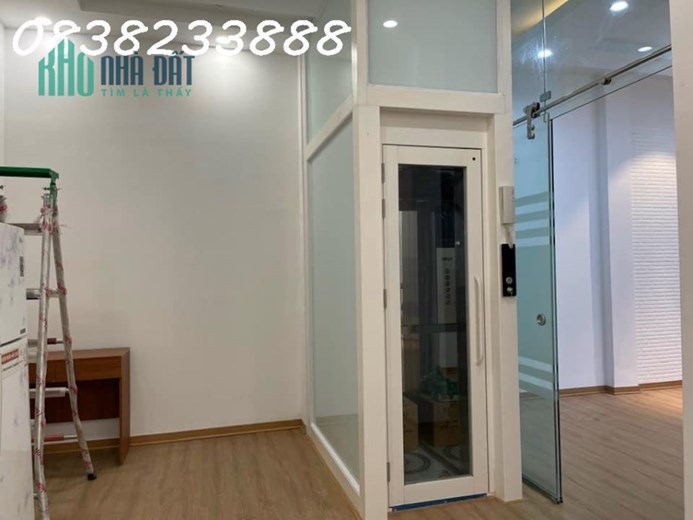 Bán biệt thự víp Trần Bình-Nguyễn Hoàng-Cầu Giấy 105mx4 tầng-thang máy-vỉa hè-ở ngay.