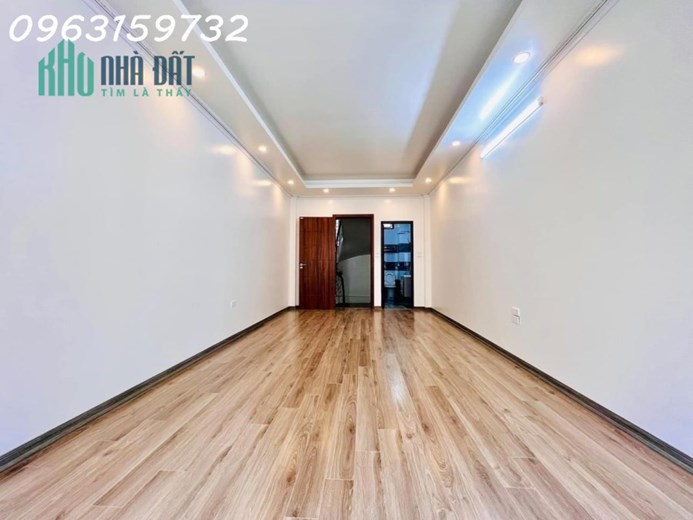BÁN NHÀ QUAN NHÂN  THANH XUÂN 48M2 Ô TÔ QUA NHÀ  4 TỶ