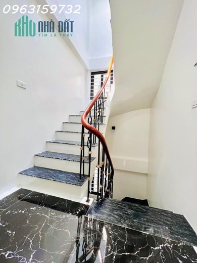 BÁN NHÀ QUAN NHÂN  THANH XUÂN 48M2 Ô TÔ QUA NHÀ  4 TỶ