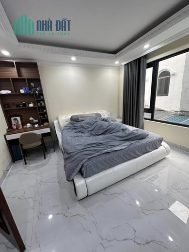 DV Tây Nam Linh Đàm 65 mét 6 tầng mặt tiền hơn 5 mét giá 12,8 tỷ