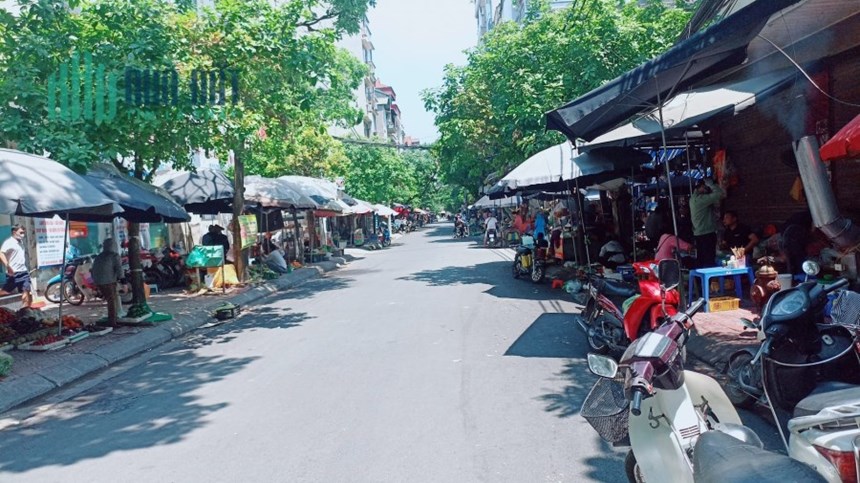 MẶT PHỐ_LÔ GÓC 3 THOÁNG_33M_6.75 TỶ_KINH DOANH