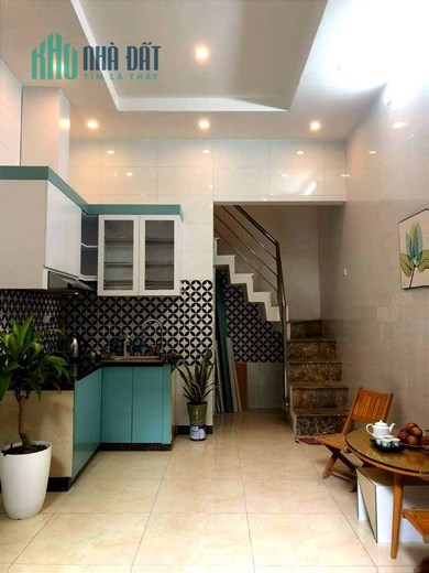 Mua nhà cho con đi học gần Đại Học Y Hà Nội 24m2x4 tầng giá 3,1 Tỷ