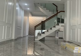 Bán nhà xây mới tinh phố 560 Thiên Lôi, diện tích 50m 3 tầng, GIÁ 2.6 tỉ