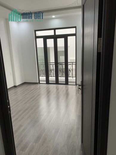 Bán nhà xây mới tinh phố 560 Thiên Lôi, diện tích 50m 3 tầng, GIÁ 2.6 tỉ