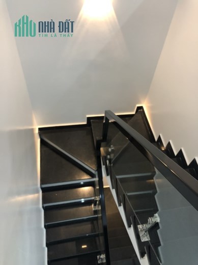 Bán nhà xây mới tinh ngõ 169 Đông Khê, diện tích 45m 4 tầng, GIÁ 2.98 tỉ độc lập riêng biệt