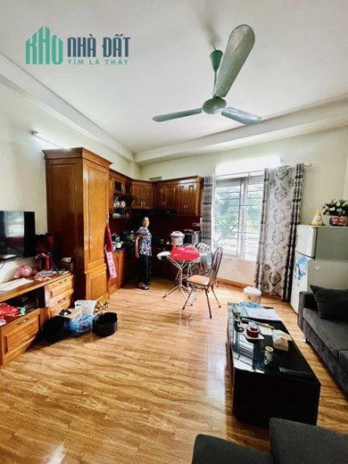 ⚜️ Bán nhà Mặt Phố Võ Văn Dũng, Đống Đa, 30m2 5T MT 3.5m, Chỉ 16.3 Tỷ ⚜️